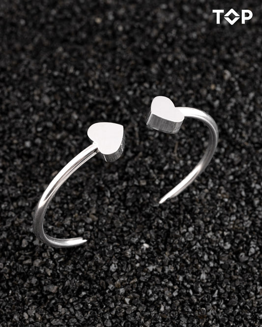 ŽENSKA NARUKVICA SA 2 SRCA