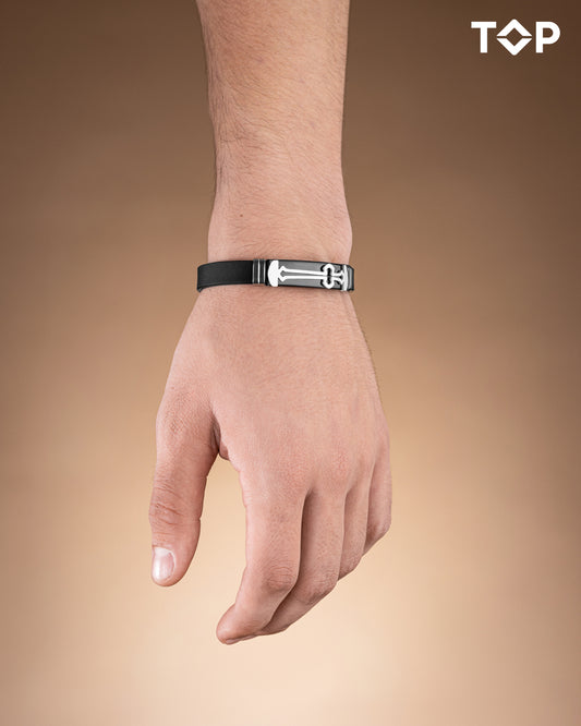 KAUČUK NARUKVICA SA PRAVOSLAVNIM KRSTOM