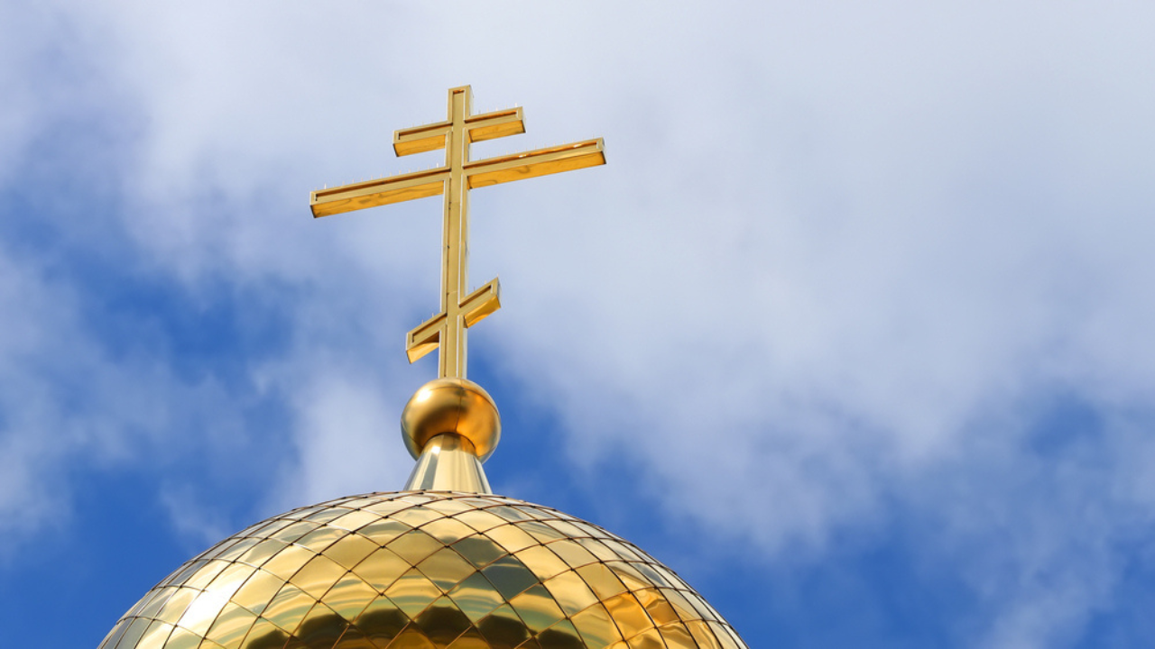 Pravoslavni krst: značenje, simbolika i zašto ga ljudi nose (8 modela koji će ti se svideti)