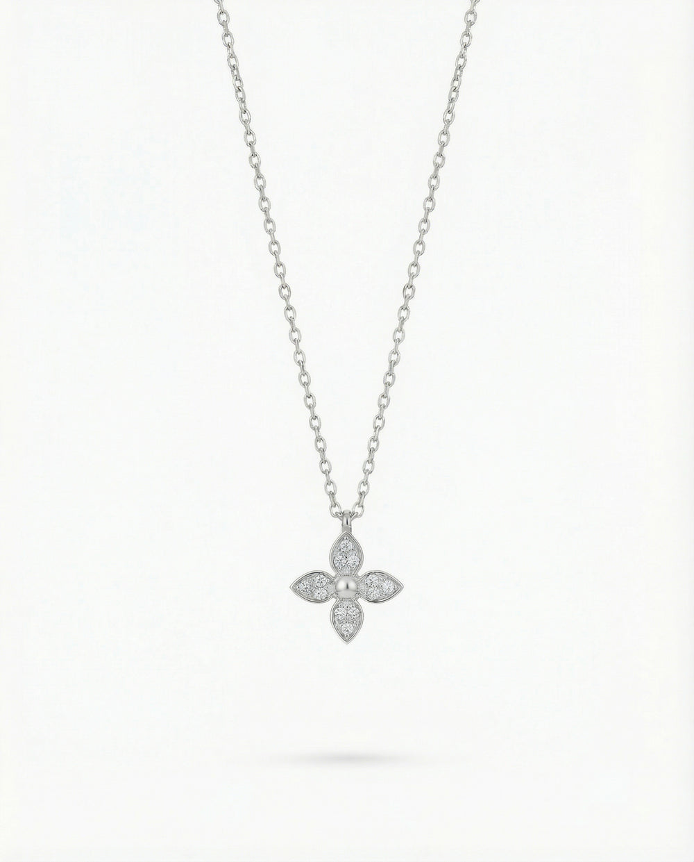 PRIVEZAK CVET SA CIRKONIMA I LANČIĆ